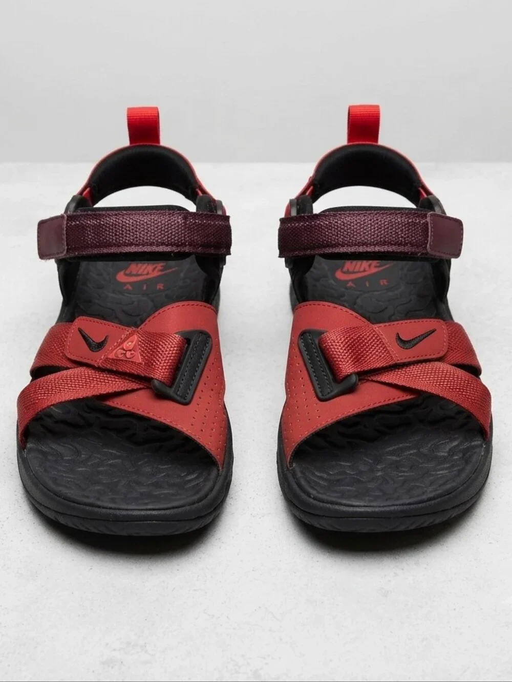 Nike ACG Air Deschutz+ Men’s 10 Redstone Black Outdoor Hiking Sport Sandals
